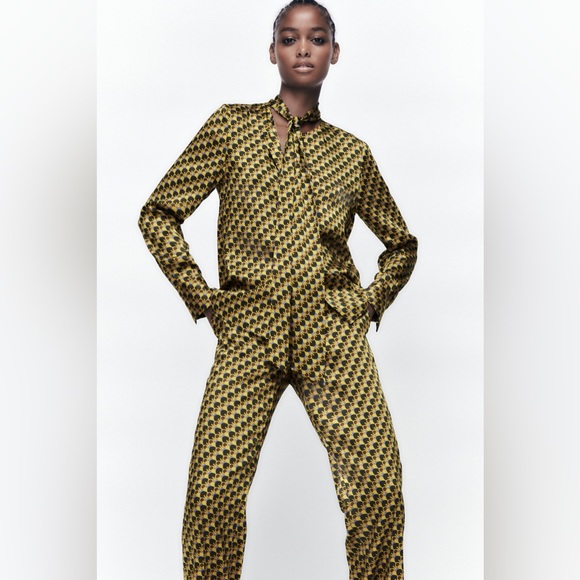 Zara Multicolored Geometric Top & Flared Pants - Picture 3 of 6